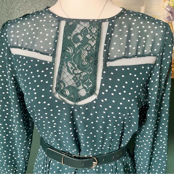 New York and Company Dressed designed by Eva Mendes - Picture 3 of 6